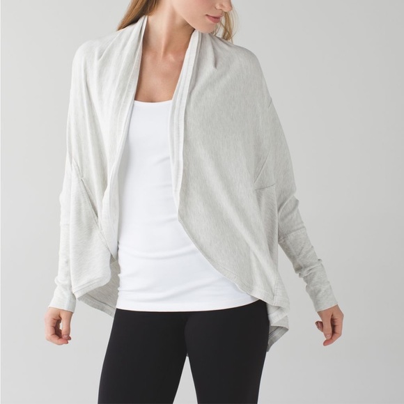 Lululemon To & flow wrap - Picture 4 of 5